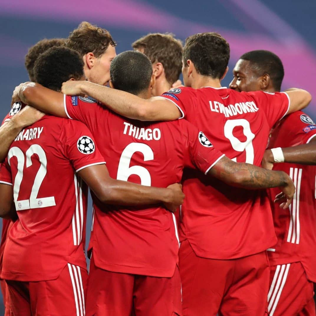 レオン・ゴレツカさんのインスタグラム写真 - (レオン・ゴレツカInstagram)「We have a team. #ImmerWeiter #Finale 💯💪 @fcbayern @championsleague」8月20日 6時09分 - leon_goretzka