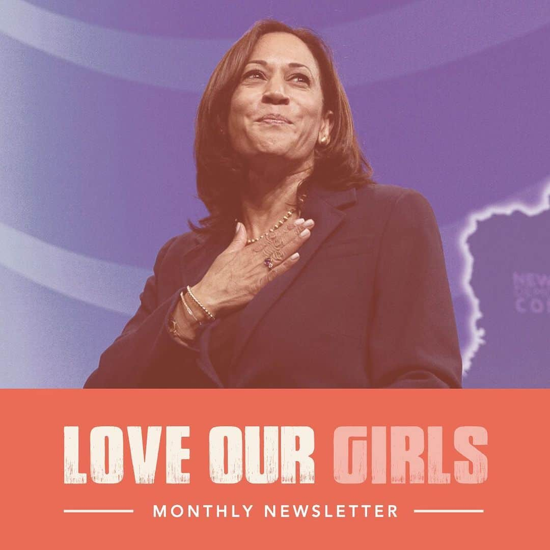 ダナイ・グリラのインスタグラム：「Last month’s #LoveOurGirls was dedicated to “The Firsts”. In what Joe Biden aptly calls the “battle for the soul of this nation” we now have a new "first": a Black woman Vice Presidential candidate on a major party ticket, Senator @KamalaHarris. The surge of hope this news brought cannot be overlooked. There is something profoundly healing in this new first because there is a real cost to racism and sexism. They are traumatic experiences that literally affect the mental health of black women.  Long relied upon as the backbone of our families and communities, the stereotype of the “Strong Black Woman” can be a damaging one. This month we highlight black women and mental health: you’ll read about how difficult this intersection can be to navigate as COVID-19 and the trauma of racial injustice rears its ugly head over and over again. This is the time we must face wounds and find ways to care for ourselves. Thankfully, the resources do exist. From Dr. Joy Harden Bradford’s (@HelloDrJoy) podcast and organization: @TherapyforBlackGirls to @Dr.CandiceNicole Hargons who created a meditation specific to the trauma that racial injustice creates, to @TheLovelandFoundation that works to bring help and healing to communities of color. We have to continue to work towards our healing, our breakthrough. Seeing Senator Harris become a first again in November: the first black woman, first woman of South Asian heritage, first woman Vice President in the history of the United States would be another balm for black women, and for a nation desperately in need of progress towards its own ideals. But we have to show up big in November. We’re providing lots of tools to help. The link is in my bio: https://bit.ly/LOGAug2020」