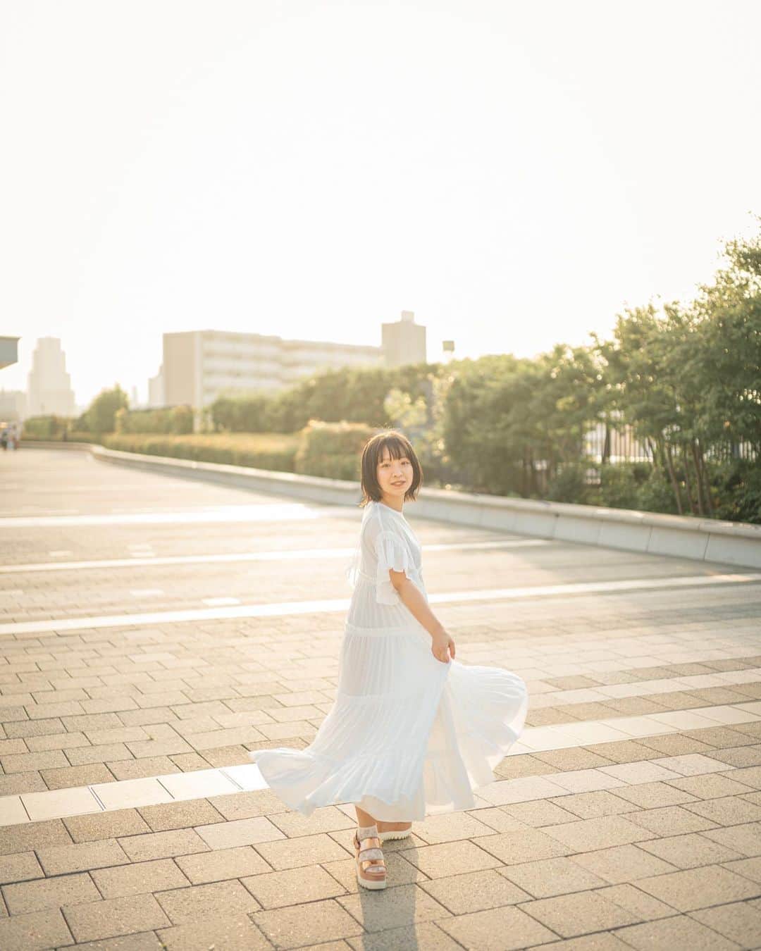 のインスタグラム：「flow. . . . . #ソーヤング構図講座 でも言いましたが、 その子の笑顔に勝る構図というものはありません。 心の底から笑ってもらえる、そんな写真をこれからも撮りたいですわい。 . . . model : @r_i_i_gram」