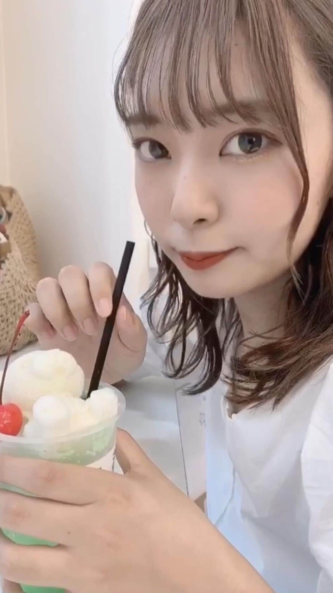 山田寿々のインスタグラム：「リール！初めまして🥺🎶🤍」