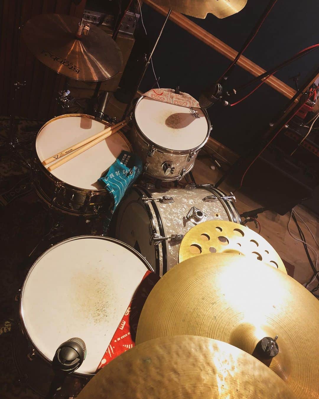 吉澤響のインスタグラム：「木下百花REC3days。なかなかの曲数叩いてきた！ 早く聴いてほしいな〜 またお知らせします！」