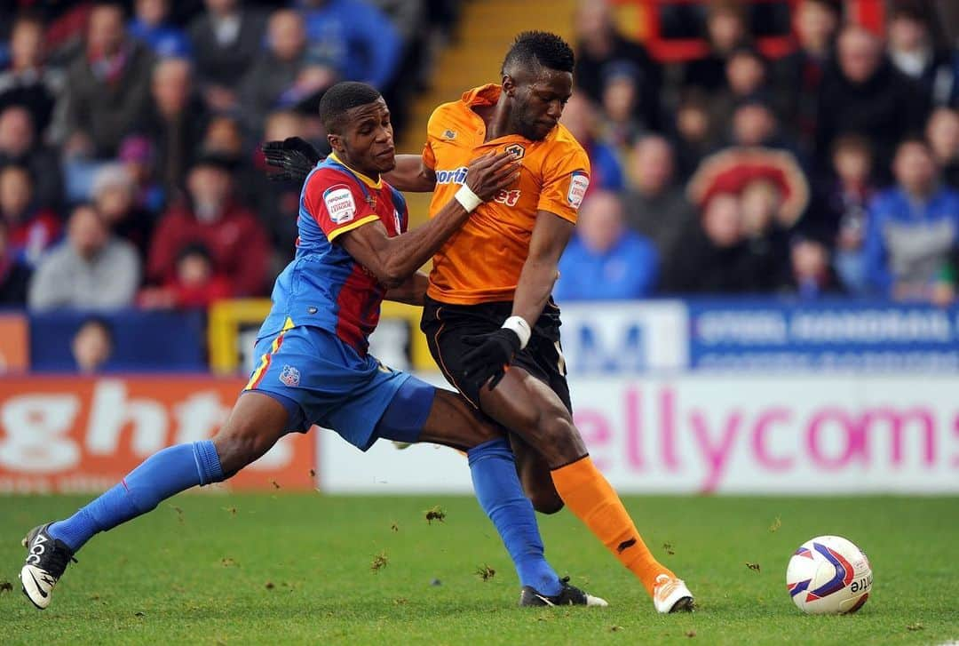 バカリ・サコのインスタグラム：「The day my bro @wilfriedzaha tried to convince me to sign for the eagles 🦅🤣 then you all know the end of the story ❤️ @wolves @cpfc #AgentZaha」