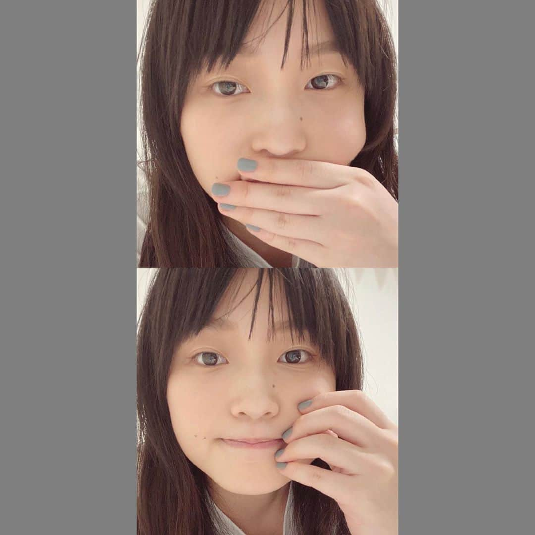 鞘師里保さんのインスタグラム写真 - (鞘師里保Instagram)「.  先日と昨日と、たくさん取材をして頂きました🙏 『黑世界』に関わる事をメインに、私個人としてのお話しも。楽しみにしていただけると嬉しいです^ ^ 昨日、取材の途中で私のインスタの自撮りの話題になったので、今日はあげよう笑  そして、とても有難いことに、公演チケットが即日完売したと聞きました☺️🙏 全32公演のうち、10公演はライブ配信でも観劇いただけますので、会場で、おうちで、たくさんの方に公演を楽しんで頂けますように^ ^  来月からだー！  #爪かわいい  I was interviewed for some magazines, online articles etc. yesterday and the other day 🙏Talking about “Kuro-sekai” and myself:) During the interview, the interviewer and I talked about my selfies on insta as well so I decided to post some today haha. And I’ve heard that all the tickets for the play were sold out within a day! We’re so grateful for that☺️🙏 Can’t wait to perform!」8月20日 19時45分 - riho_sayashi_insta