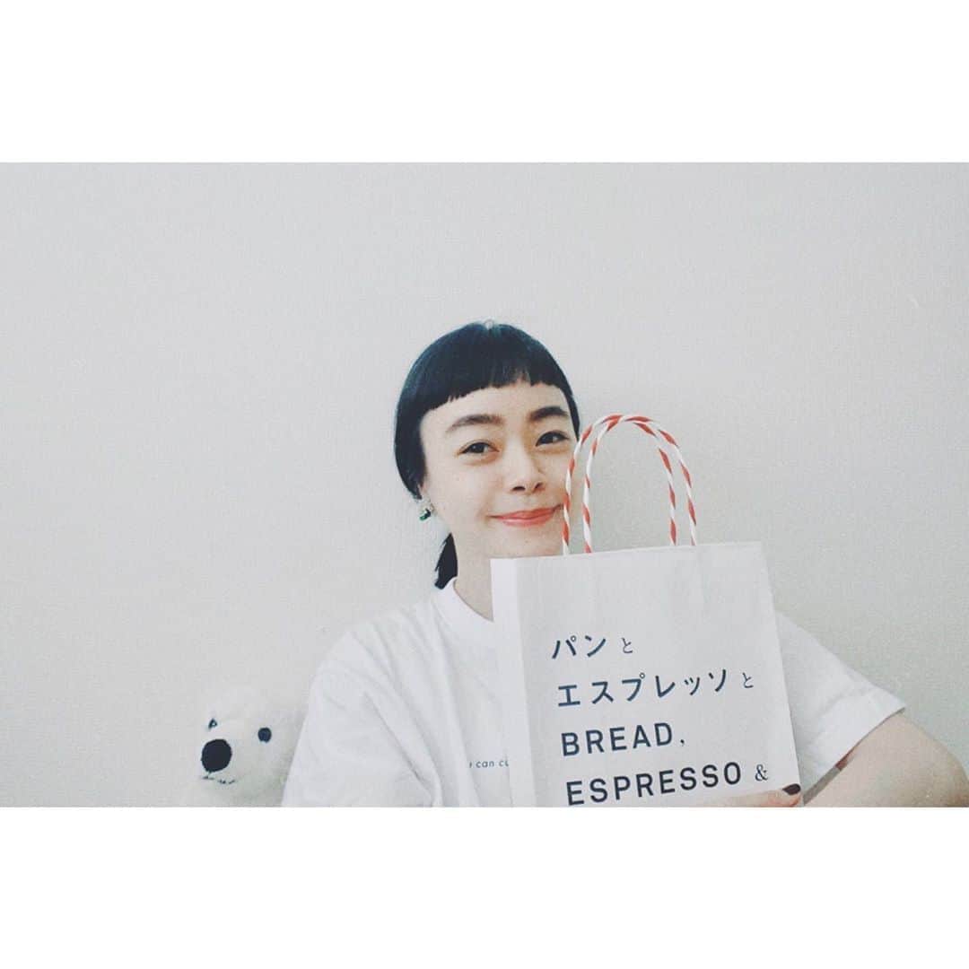 Kanocoさんのインスタグラム写真 - (KanocoInstagram)「渋谷に新しくオープンしたお店、 パンとエスプレッソとまちあわせ。 可愛い名前のお店だよね☕️ もちろんパンも売ってたよ🍞 #パンとエスプレッソとまちあわせ」8月20日 19時58分 - kanococo