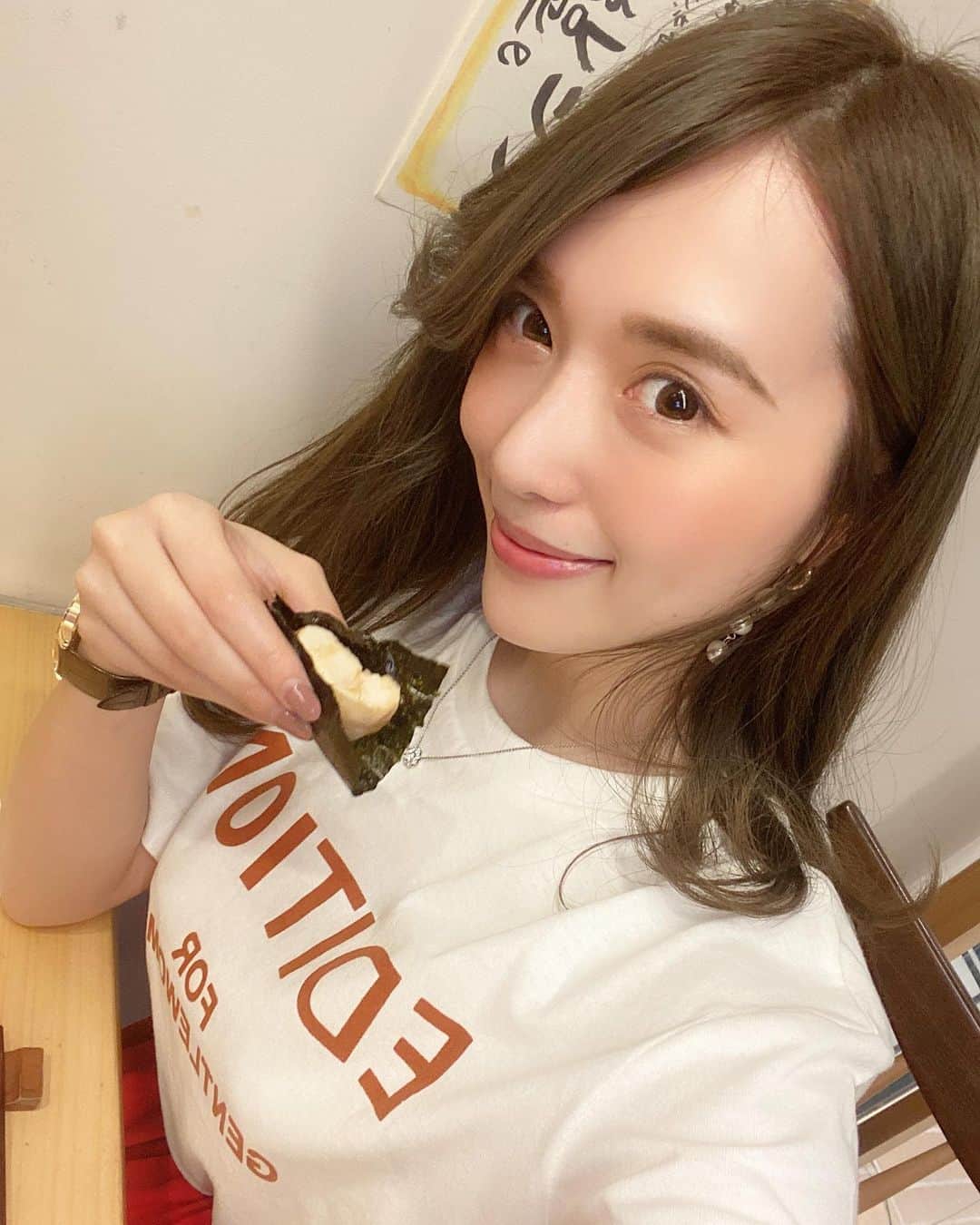 岡英里のグルメインスタ