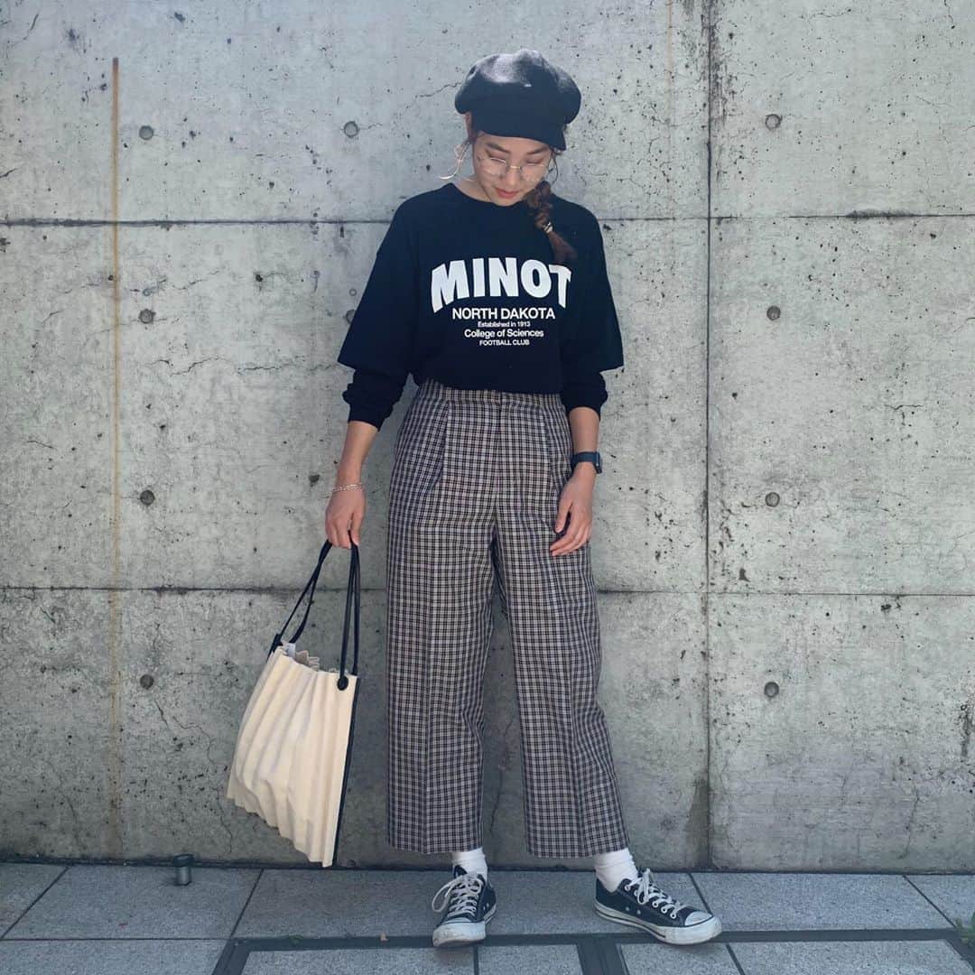 ニコアンドさんのインスタグラム写真 - (ニコアンドInstagram)「【Women's recommend styling】﻿ TOKYO店スタッフおすすめのスタイリングをご紹介致します！ ﻿ 秋先取りアイテムが多数入荷しています！ 人気のベレー帽やカンフーシューズなど服飾アイテムもございます。  アイテム詳細は弊社オンラインストアーの【.st】に掲載されています。 何かご不明点あればコメントにてお気軽にご質問下さいませ。 ﻿﻿   TOP @nikoandtokyo﻿﻿ ﻿﻿ #nikoand #nikoandtokyo #新作 #コーディネート #ootd#今日のコーデ #であうにあう#newarrival #harajuku #tokyo #東京 #japan #日本 #渋谷 #原宿 #表参道 #shibuya #니코앤드 #ニコアンド #ニコアンドトーキョー #アパレル #カジュアルコーデ #秋コーデ #ベレー帽 #カンフーシューズ #新作コーデ」8月20日 13時10分 - nikoandtokyo