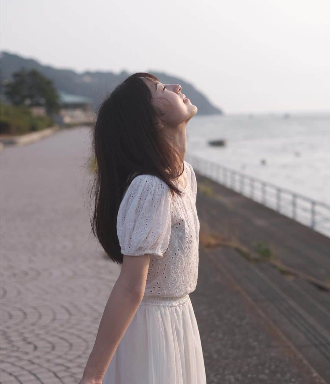 柿原桃里さんのインスタグラム写真 - (柿原桃里Instagram)「さんせっと（☁️） #湘南 #江ノ島 #photography」8月20日 15時36分 - toori_moo_