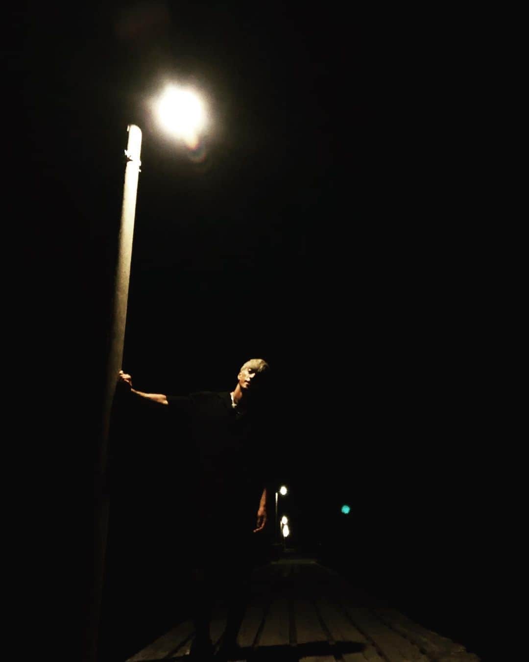 のインスタグラム：「🌚🌜 Darkness」