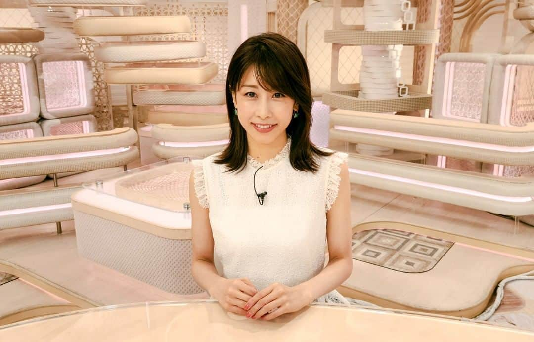 フジテレビ「プライムニュース イブニング」さんのインスタグラム写真 - (フジテレビ「プライムニュース イブニング」Instagram)「Live News it!（ #イット ）は16時50分から！⠀ ⠀ ● #猛暑 で #熱中症 相次ぐ 対策のカギは血管？⠀ ●速報 #藤井棋聖 「 #最年少2冠 」なるか⠀ ● #高校ダンス部 “頂点”が魅せた圧巻の舞⠀ ● #エコバッグ 巡る悩み“マナー違反”も⠀ ⠀ 本当に暑い毎日です。命を守る対策を！⠀ まもなく番組スタートです。⠀ ⠀ #イット⠀ ⠀ #加藤綾子 @ayako_kato.official⠀ #風間晋⠀ #木村拓也 @takuya.kimura0801⠀ #福原直英⠀ ⠀ #柳澤秀夫⠀ ⠀ #ガチャピン⠀ #三井良浩⠀ ⠀ #荘口彰久⠀ #石本沙織⠀ #小澤陽子⠀ ⠀ #フジテレビ⠀ #アナウンサー⠀ ⠀ 公式HP：https://www.fujitv.co.jp/livenews_it/⠀ FNNプライムオンライン：https://www.fnn.jp/」8月20日 16時52分 - livenews_it