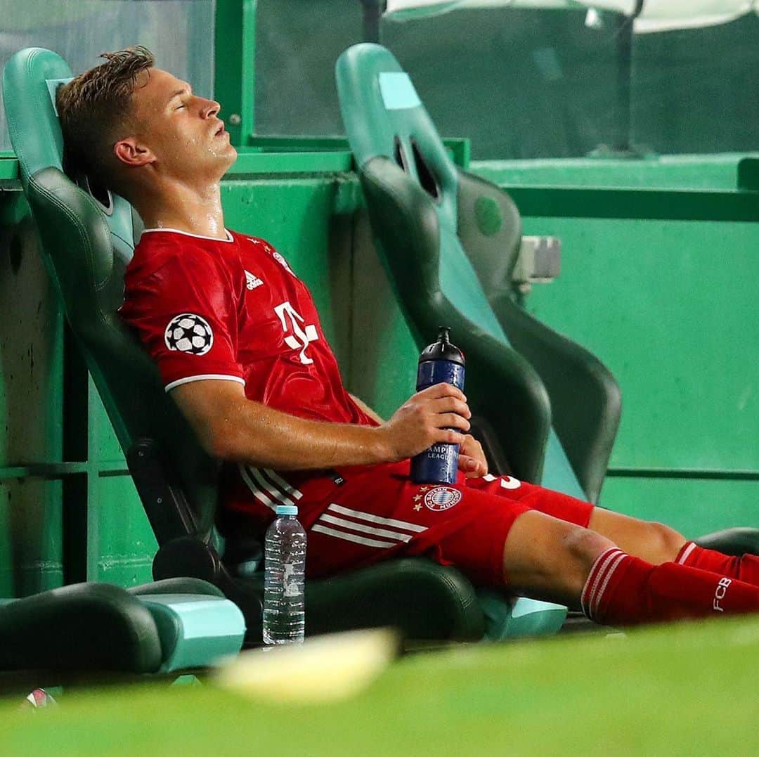 UEFAチャンピオンズリーグさんのインスタグラム写真 - (UEFAチャンピオンズリーグInstagram)「💭 Dreaming of lifting the 🏆  Will Kimmich be a #UCLfinal winner on Sunday? 🤔」8月20日 17時41分 - championsleague