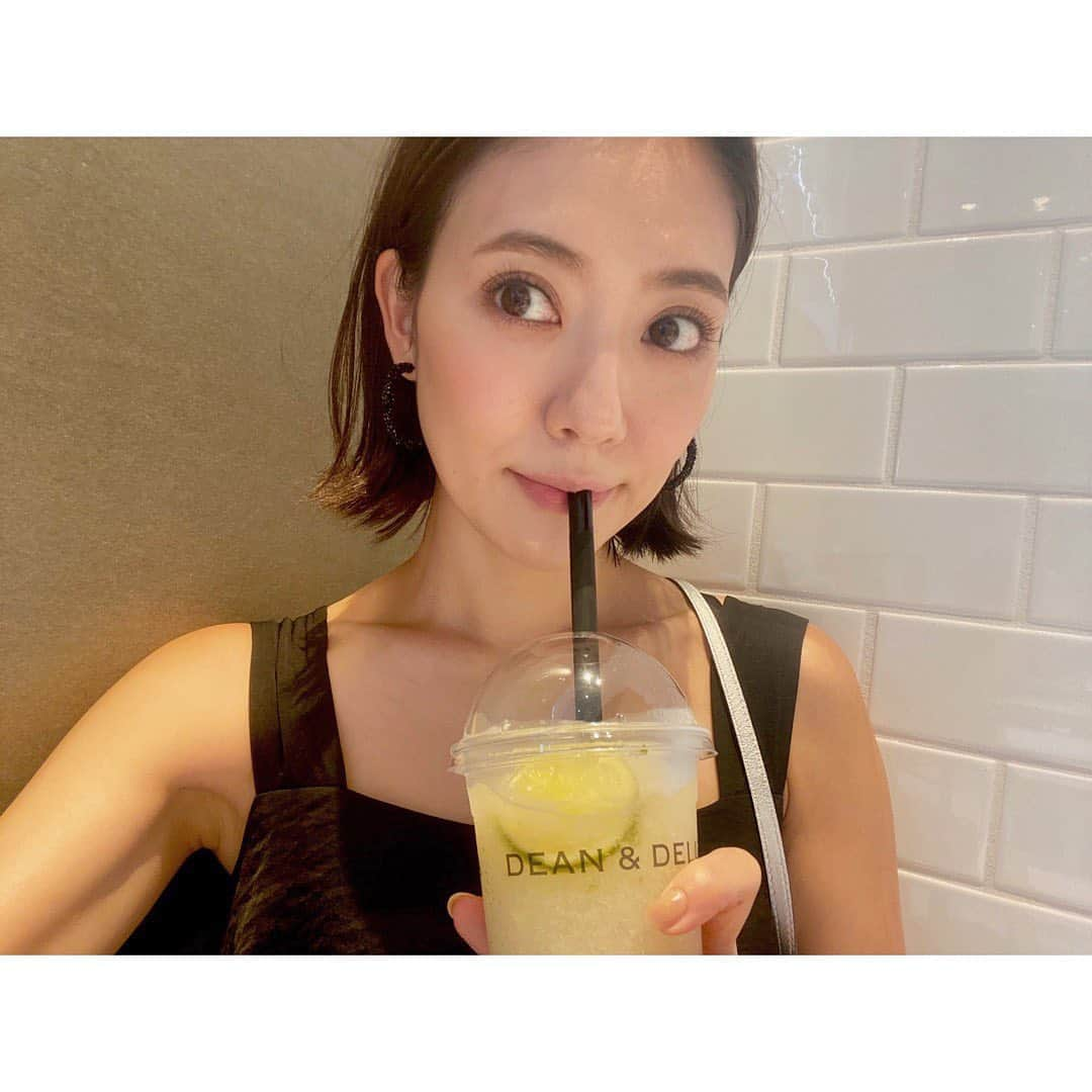 中田奈沙さんのインスタグラム写真 - (中田奈沙Instagram)「LEMON & LIME FRAPPE🍋 今年の夏は、やたらレモンにハマってる🤩  #deananddeluca #frappe #lemon #lime #me #summer #cooldown #hot #drink #sour #cafe #tokyo #japan #myboom #ディーンアンドデルーカ #フラッペ #レモンライムフラッペ #レモン #ライム #夏 #暑い #猛暑 #マイブーム #カフェ #休憩 #がぶ飲み #さっぱり #クールダウン #休憩 #中田奈沙」8月20日 17時43分 - nasa_nakada