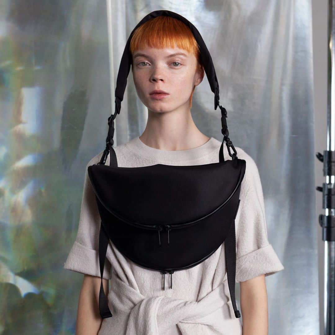 のインスタグラム：「The new season is coming! ➖ Our Fall/Winter 2020 collection will reveal experimental accessories that redefine the limits between the human form, clothing, and carrying ✖️ Wear, instead of carrying, so that your hands can be kept free and your mind ready to explore 🔍 . Make sure that you sign up to our newsletter to keep track of all things new. . . . . #coteetciel #coastandsky #fw20 #fw2020 #fallwinter #fallwintercollection #fallwinteraccessories #fallaccessories #manaccessories #unisexaccessories #bagscollection #bagcollection #bagsofinstagram #bagsaddict #bagslover #bagstagram #bagstrap #projectbags #bagsupplier #totebags #designedinparis #newcollection #newcollection2020 #comingsoon #staytuned #lookbooklookbook #littleblackbag #bagsoftheday #bagoftheday」