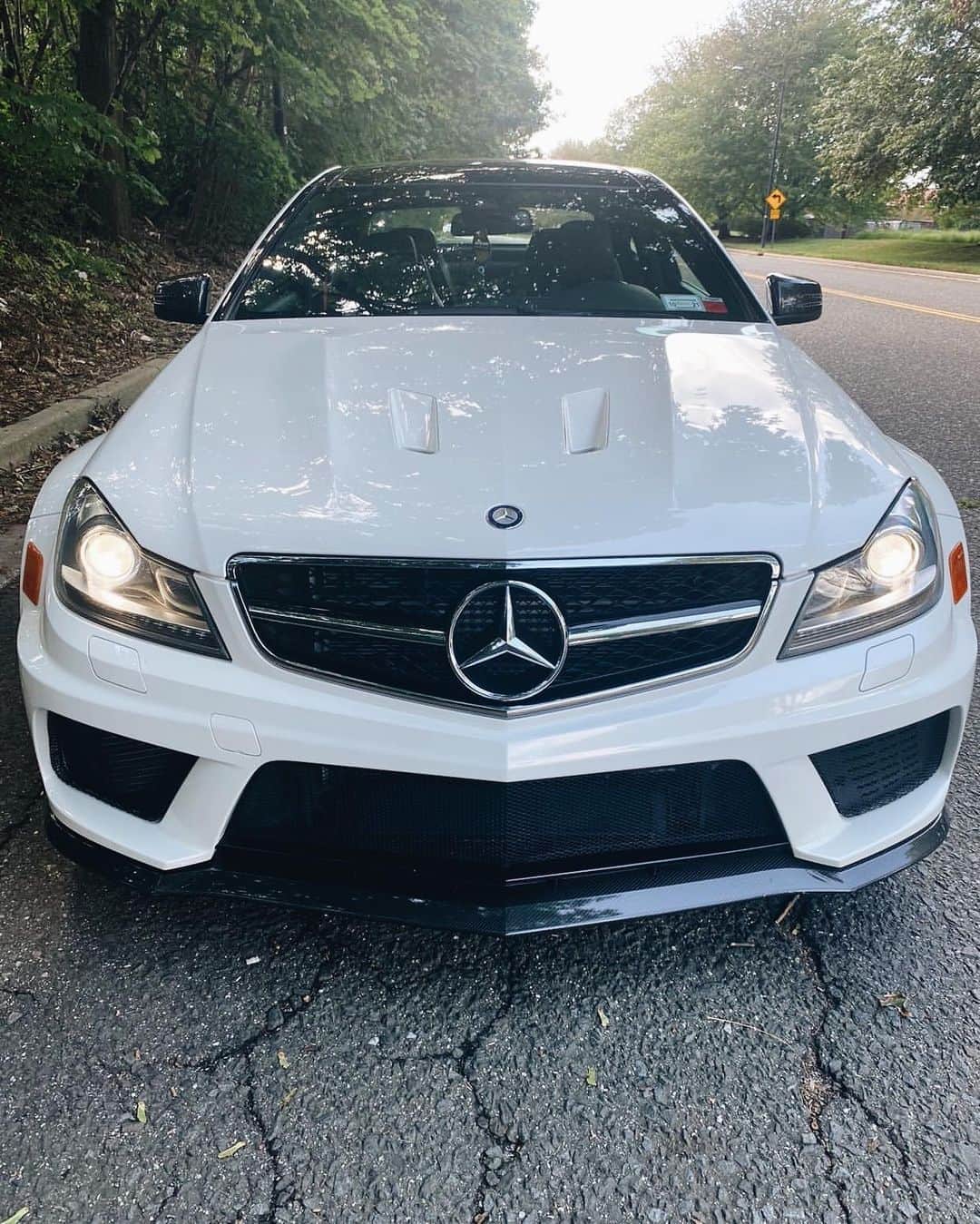 CARLiFESTYLEさんのインスタグラム写真 - (CARLiFESTYLEInstagram)「Mercedes C63 Black Series. 👍🏽or👎🏽? Check out @petrolwerks for more #CarLifestyle」8月21日 5時32分 - carlifestyle