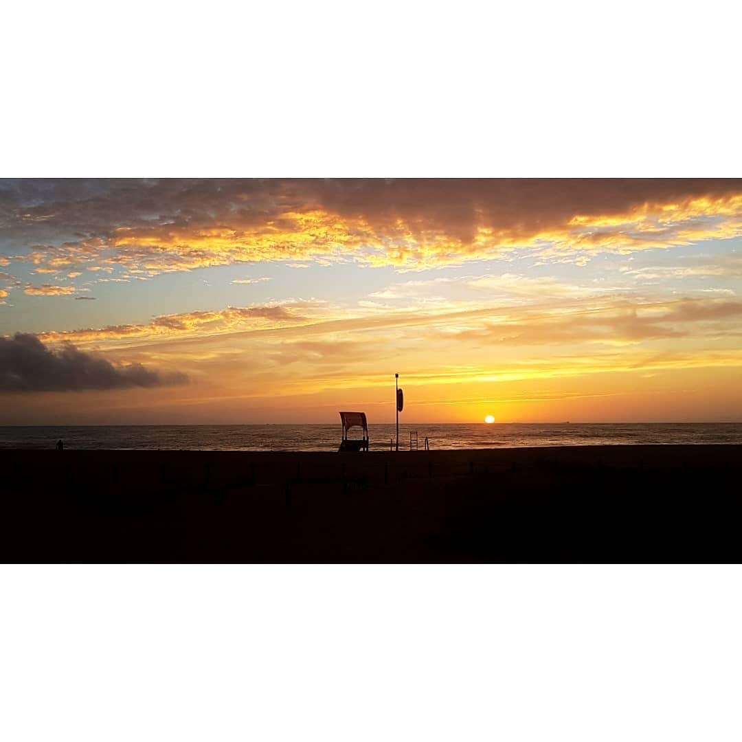 マルコス・フレイタスのインスタグラム：「🌅」