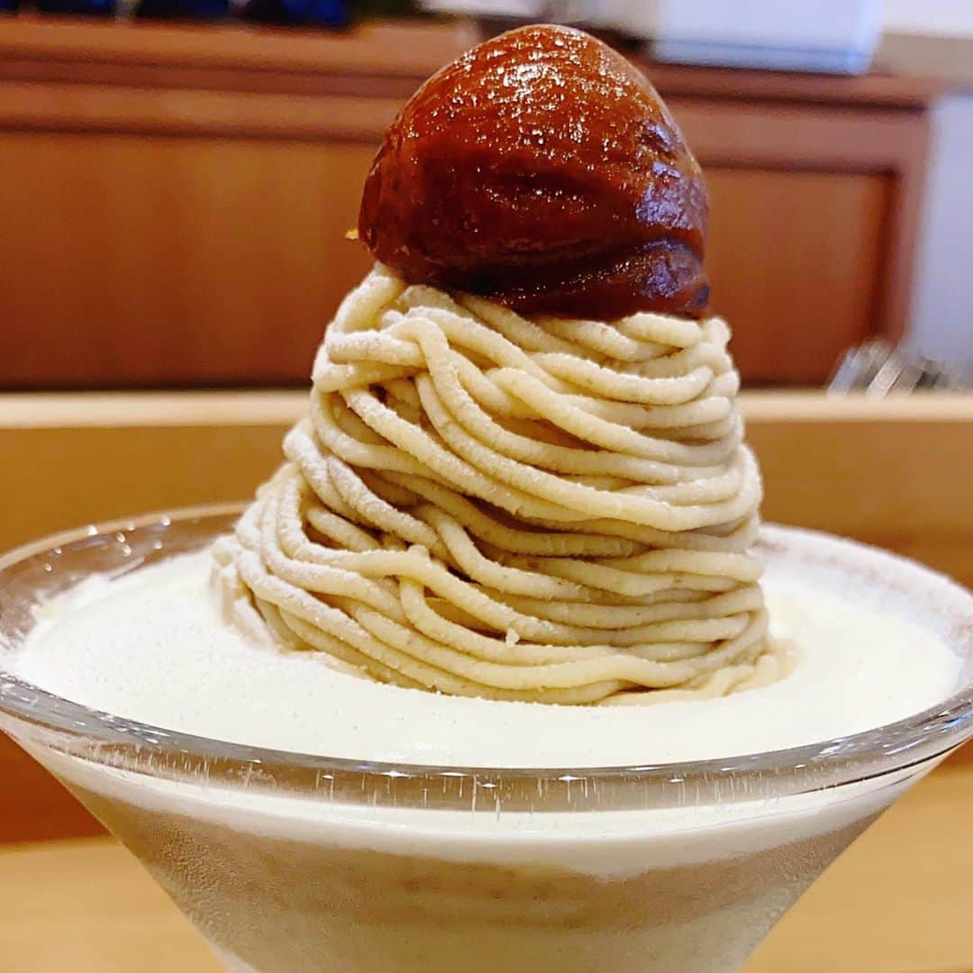 里井真由美のグルメインスタ