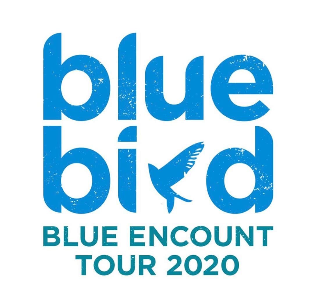 BLUE ENCOUNTさんのインスタグラム写真 - (BLUE ENCOUNTInstagram)「中止を発表いたしました「TOUR2020 blue bird」 チケット払戻し詳細を発表致します。  払戻しをご希望でないお客様には ブルエン結成当時の 高校生時代の未発表曲を含む  ・４曲入り特別CD ・2013年 O-WESTワンマンDVD  メンバー直筆サイン入りジャケット 特別セットをプレゼント！  詳細はBLUE ENCOUNTオフィシャルHPをご確認ください。」8月20日 20時32分 - blueencount_official