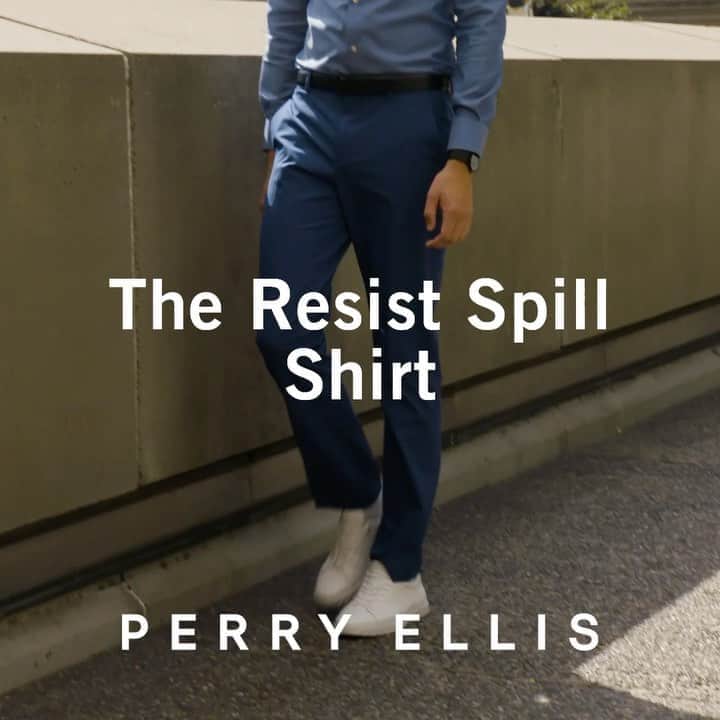 ペリーエリスのインスタグラム：「Everyday style simplified for every occasion. Introducing our non-iron, performance stretch shirts. #LifeReadySince1976」