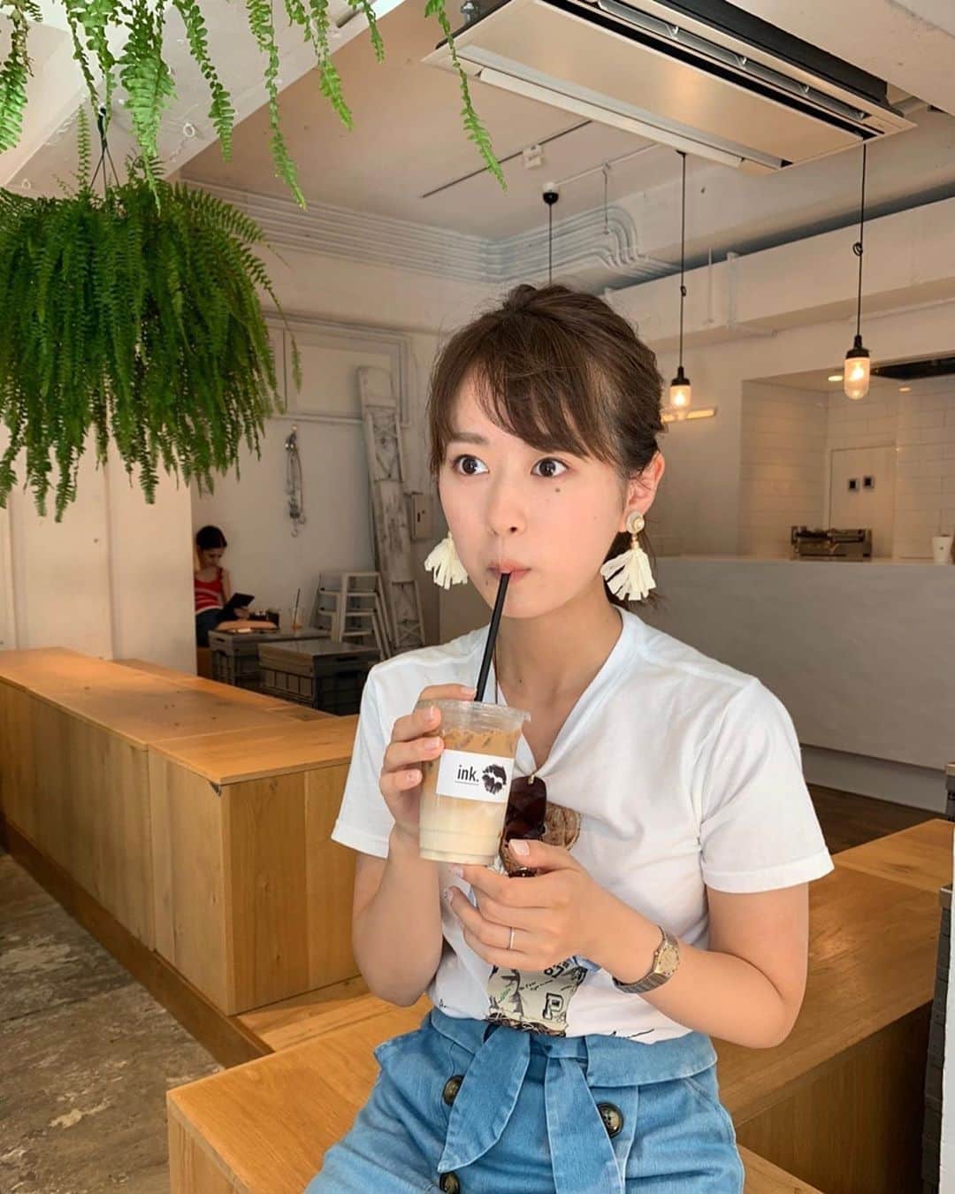 松本有紗のインスタグラム：「今日はカフェラテを集中して飲みました。カフェラテでした。  #ink #代官山」