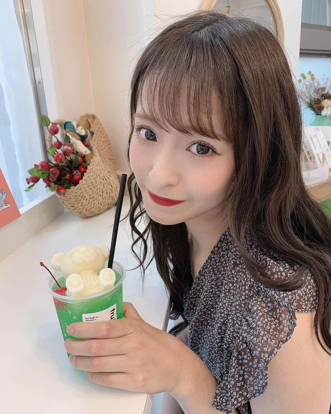 清水里香のグルメインスタ