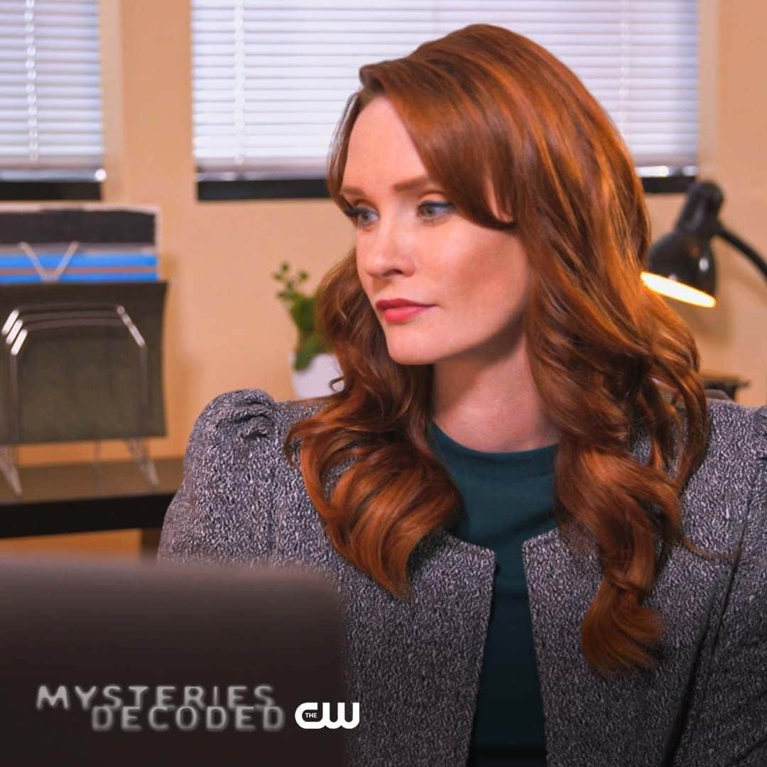 The CWさんのインスタグラム写真 - (The CWInstagram)「Could Bigfoot be among us? A new episode of #MysteriesDecoded airs tonight at 8/7c. Stream tomorrow free on @CWSeed!」8月20日 22時01分 - thecw