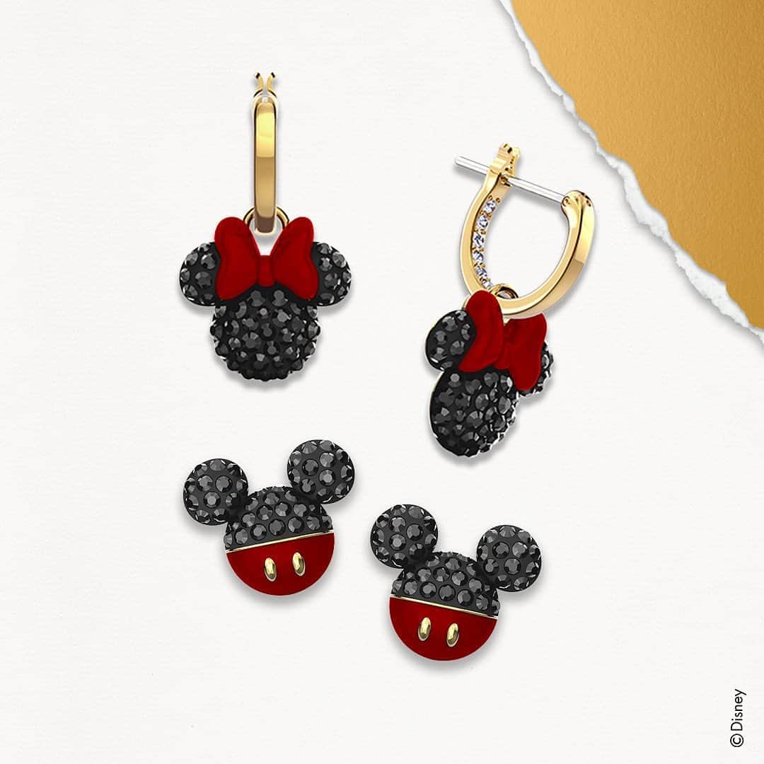 SWAROVSKIさんのインスタグラム写真 - (SWAROVSKIInstagram)「Bring the love all the way to your style with the Mickey Pierced Earrings and Minnie Hoop Pierced Earrings. #MickeyandMinnie」8月20日 22時02分 - swarovski