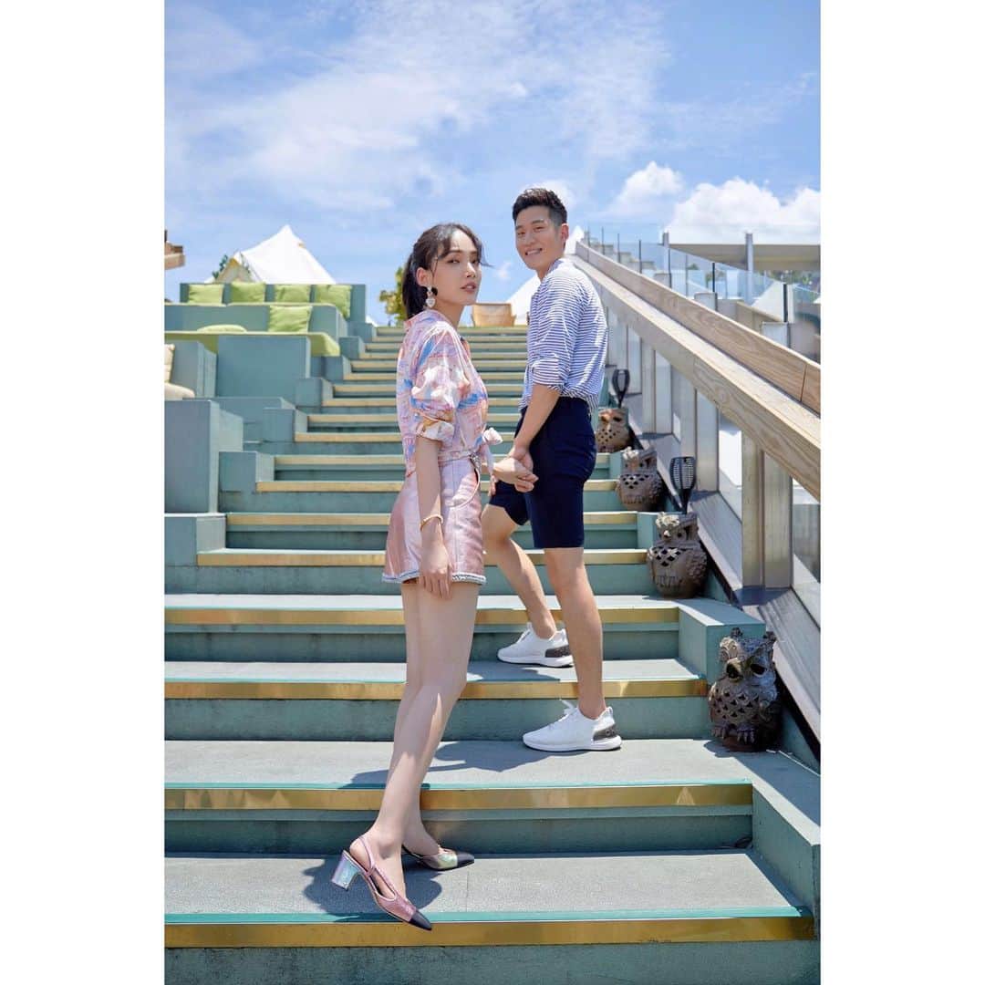 林映唯のインスタグラム：「@chanelofficial 首家鞋履專賣店在遠百A13開幕了，趕快叫 @ericchou0622 帶你去～ #香奈兒 #我的小香鞋 #AllDayChic #CHANELMETIERSDART」