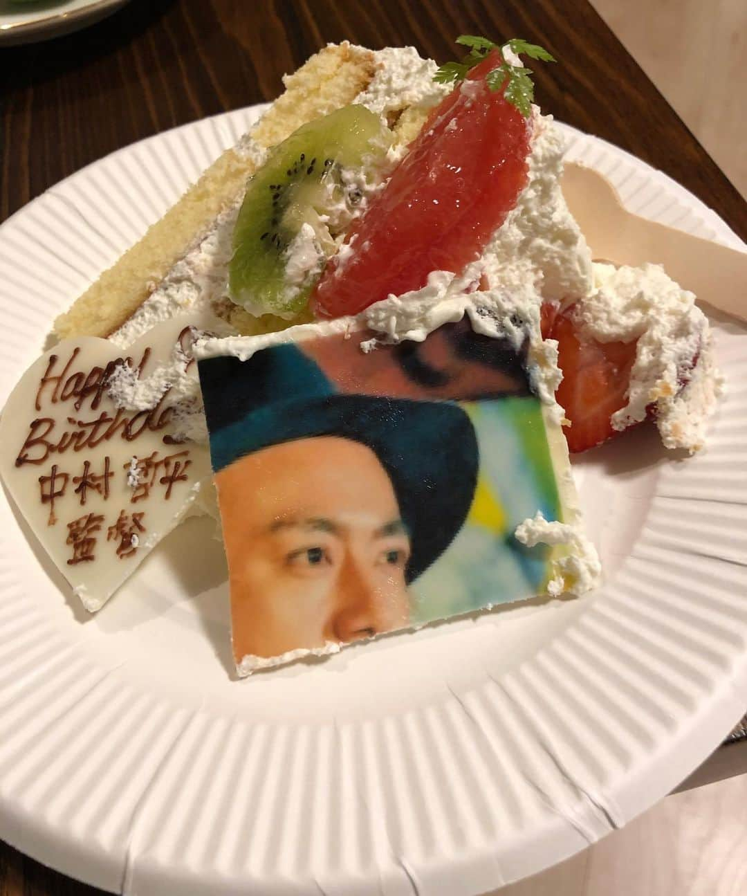 中村哲平さんのインスタグラム写真 - (中村哲平Instagram)「先日の誕生日、事務所の皆んながサプライズ祝いをしてくれました😊 ありがとう〜、素敵な1日でした👍」8月20日 22時58分 - teppeinakamura