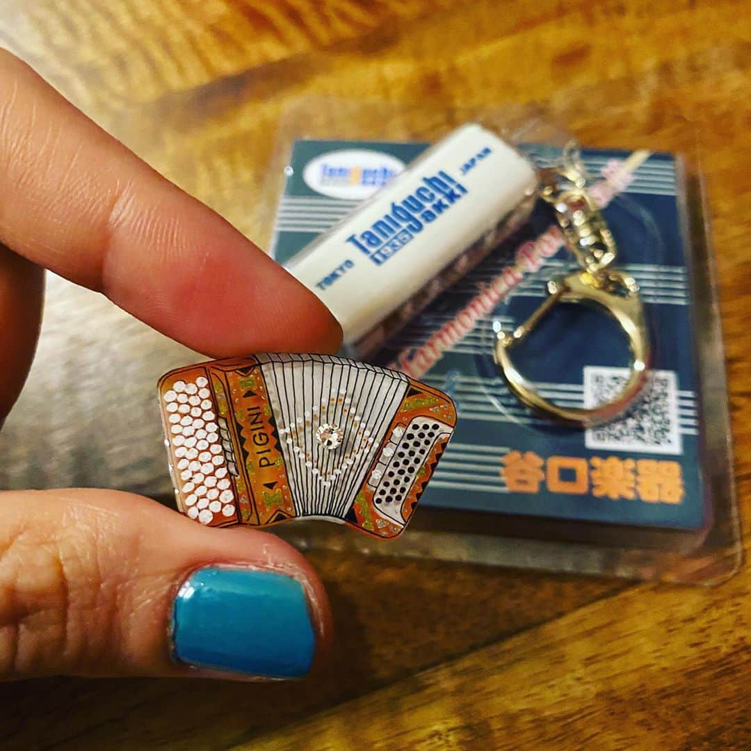 小春のインスタグラム：「お楽しみにね🎥  #谷口楽器 #accordion  #蛇腹談義」