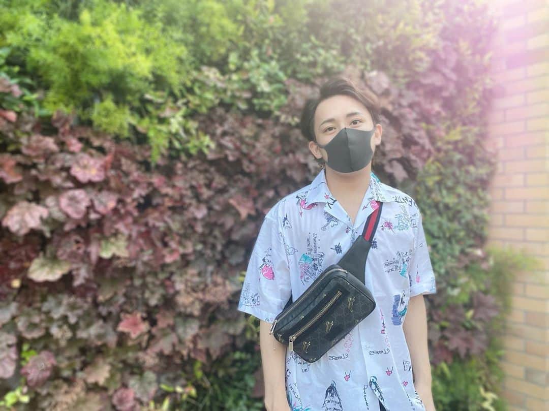 カブキンのインスタグラム：「我が家の庭園です。  #婚活  #婚活YouTuber  #インスタのフォロワー買いたい」