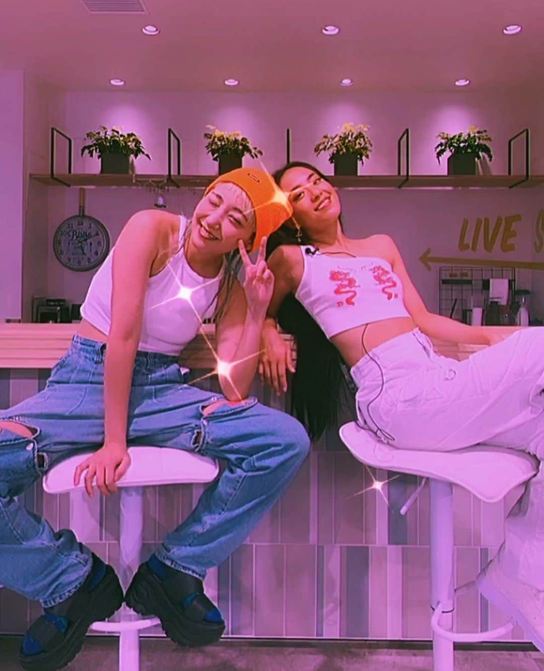 大門弥生のインスタグラム：「#超自由 #GALS 🐉」