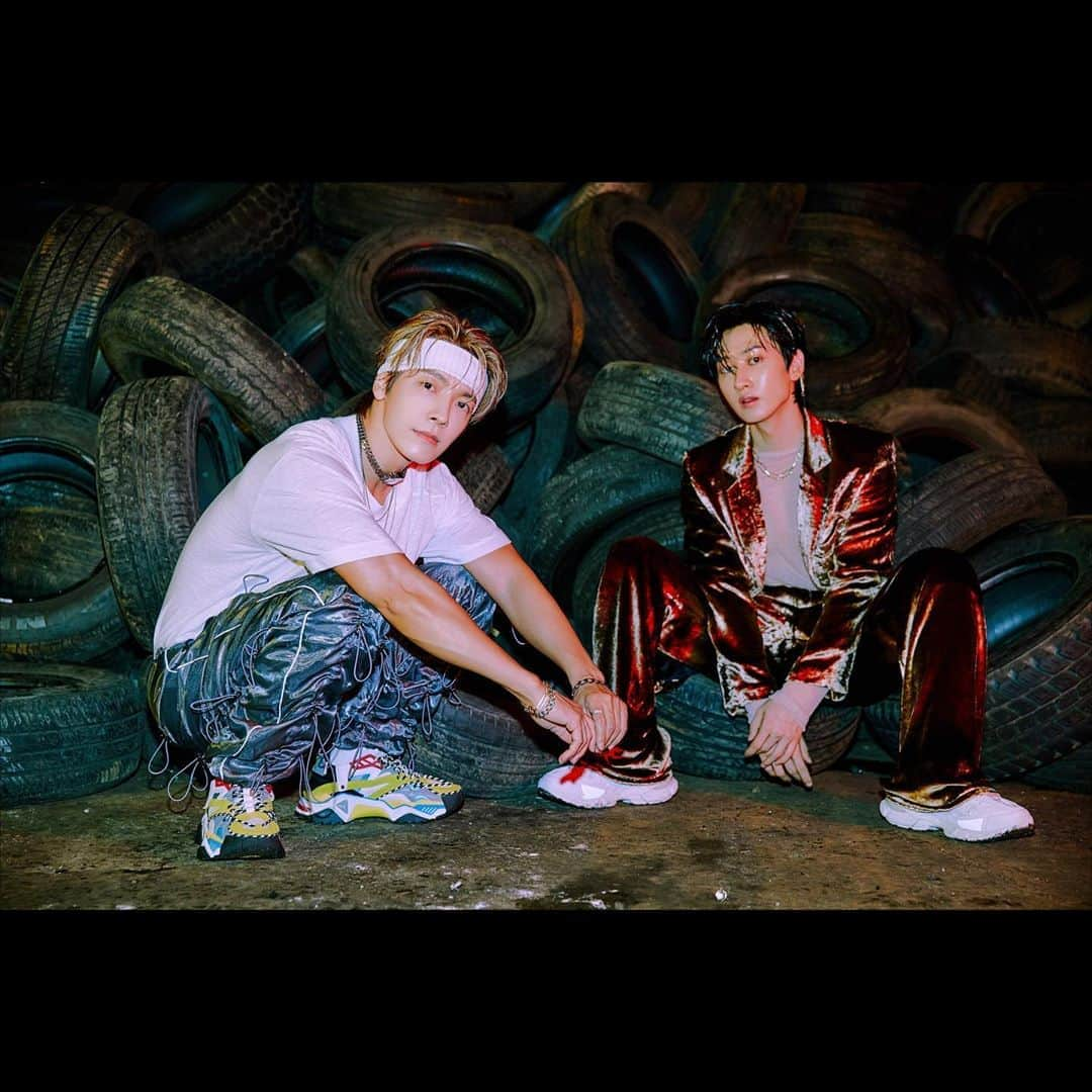 ドンヘさんのインスタグラム写真 - (ドンヘInstagram)「SUPER JUNIOR-D&E The 4th Mini Album [BAD BLOOD] 🎧2020.09.03  #슈퍼주니어DnE #SuperJuniorDnE #BAD_BLOOD #슈퍼주니어 #SUPERJUNIOR #동해 #DONGHAE #은혁 #EUNHYUK」8月21日 0時17分 - leedonghae