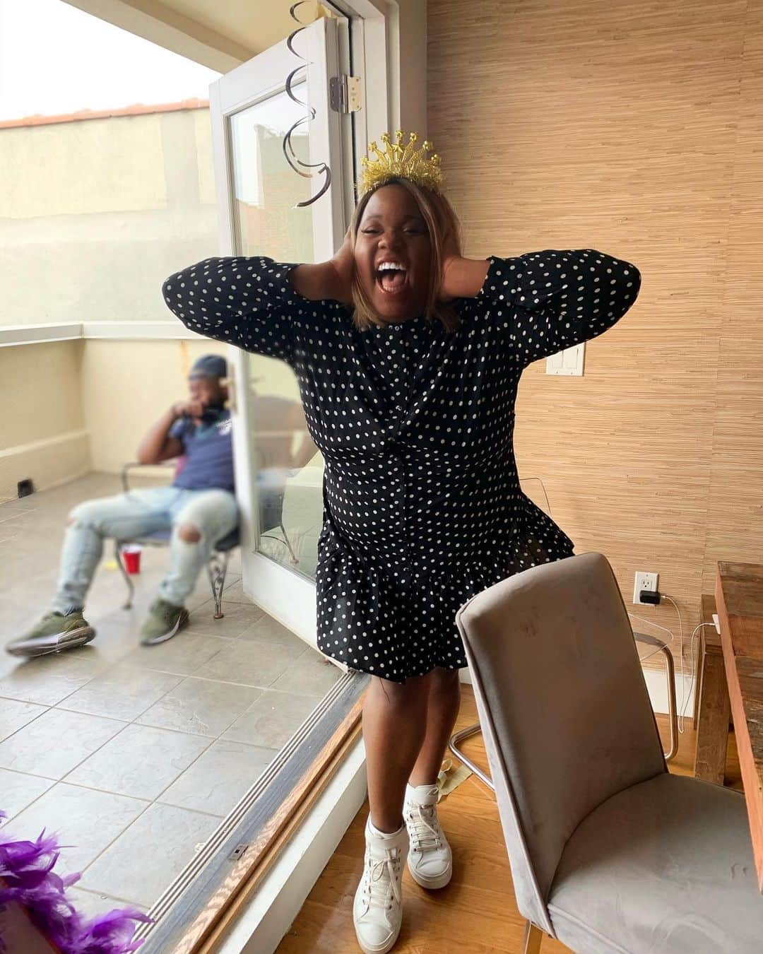 のインスタグラム：「Bitch it’s my birthday!! 28 hoe!! #birthdayhoe #blessed」