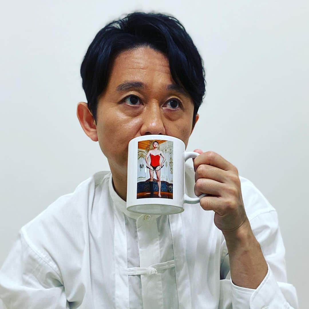 有吉弘行さんのインスタグラム写真 - (有吉弘行Instagram)「お茶飲んで寝よう。。。」8月21日 0時50分 - ariyoshihiroiki