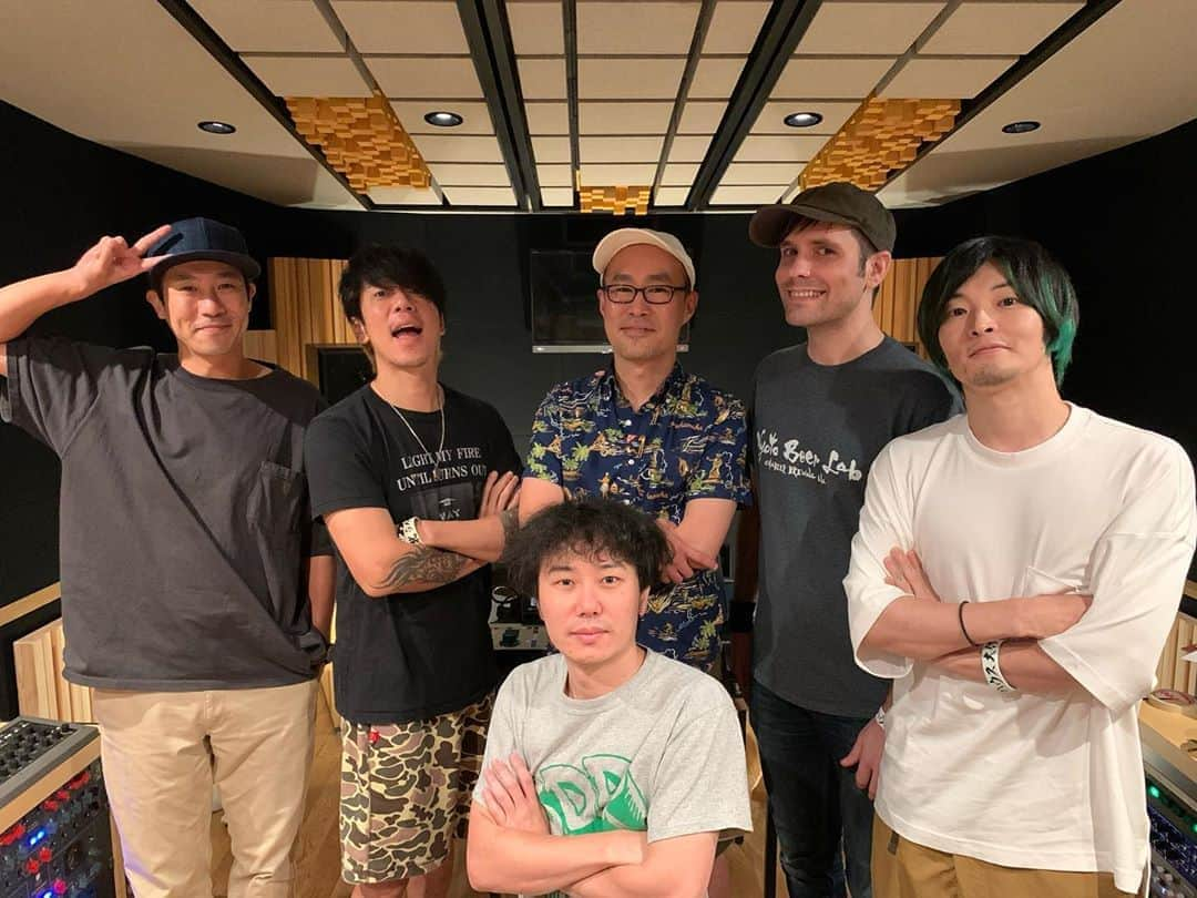 MONOEYESさんのインスタグラム写真 - (MONOEYESInstagram)「MONOEYES 3rd Album 完成しました！！やばい！！ #monoeyes」8月21日 1時00分 - monoeyes_official