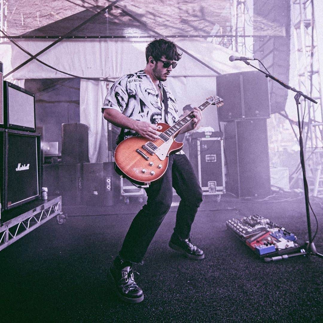 アンダーグラウンドのインスタグラム：「Adam wears the Original Wulfrun Creeper in Black Leather. A throwback to the days of live music. The time will come again and will be worth the wait.⁠ ⁠ ⁠ #UndergroundEngland #UndergroundShoes #UndergroundCreeper #WulfrunCreeper #Creepers #Underground #Wulfrun #OriginalCreeper #algender」
