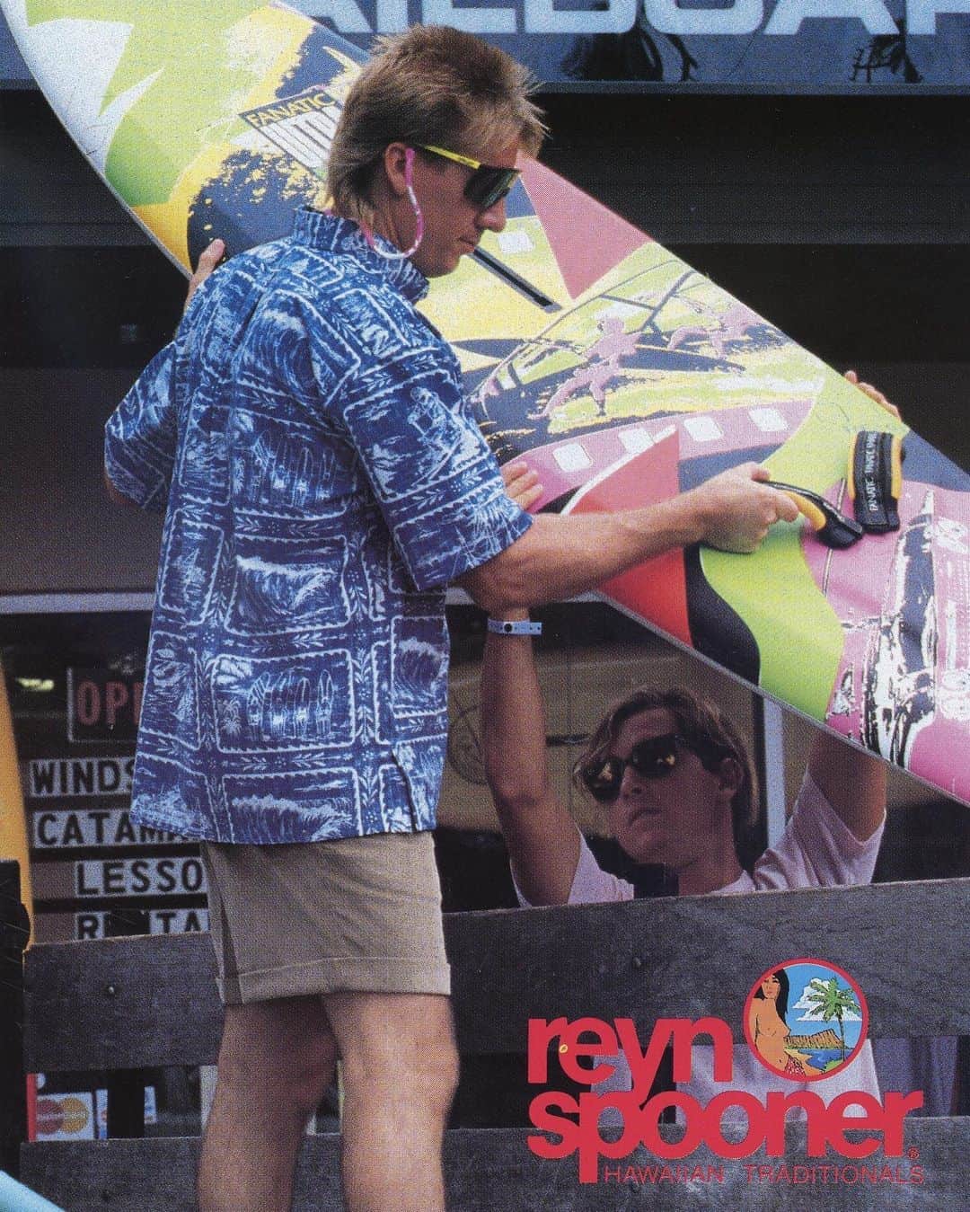 レインスプーナーさんのインスタグラム写真 - (レインスプーナーInstagram)「Get radical in Reyn’s. Print campaign from 1989.   #tbt #throwbackthursday #reynspooner #hawaiistyle #alohashirt」8月21日 1時52分 - reynspooner
