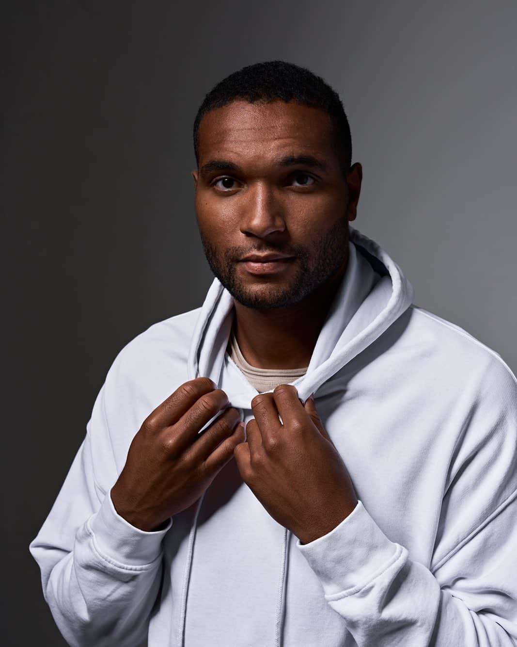 ヨナタン・ターのインスタグラム：「Never forget why you started. 💪🏾」