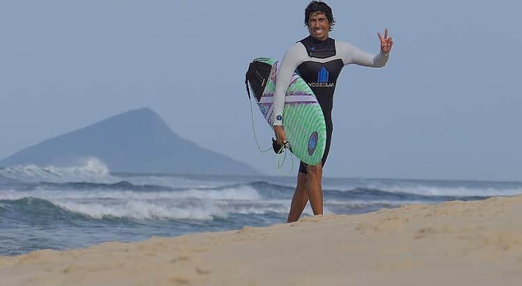 ミグエル・プッポのインスタグラム：「Be happy✌️ #Mardocelar #maresias (🎥: @maresiascrew )」