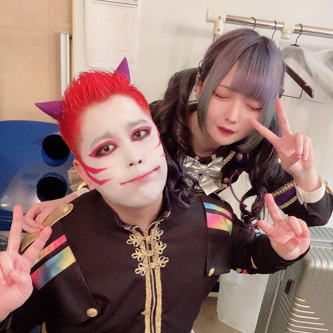 たっしーのインスタグラム：「久々のたしららショット😁✨ ＊ #モノクローン #虹色担当 #たっしー #アイドル #たしらら」