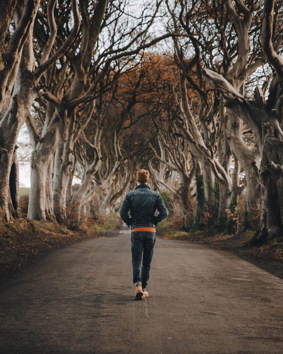FOLKのインスタグラム：「Anyone else miss just wandering? Learning new things in each exploration? Really loving this new story with @jkwinders and the beauty he finds in adventure. You can find it now on www.folklifestyle.com.」