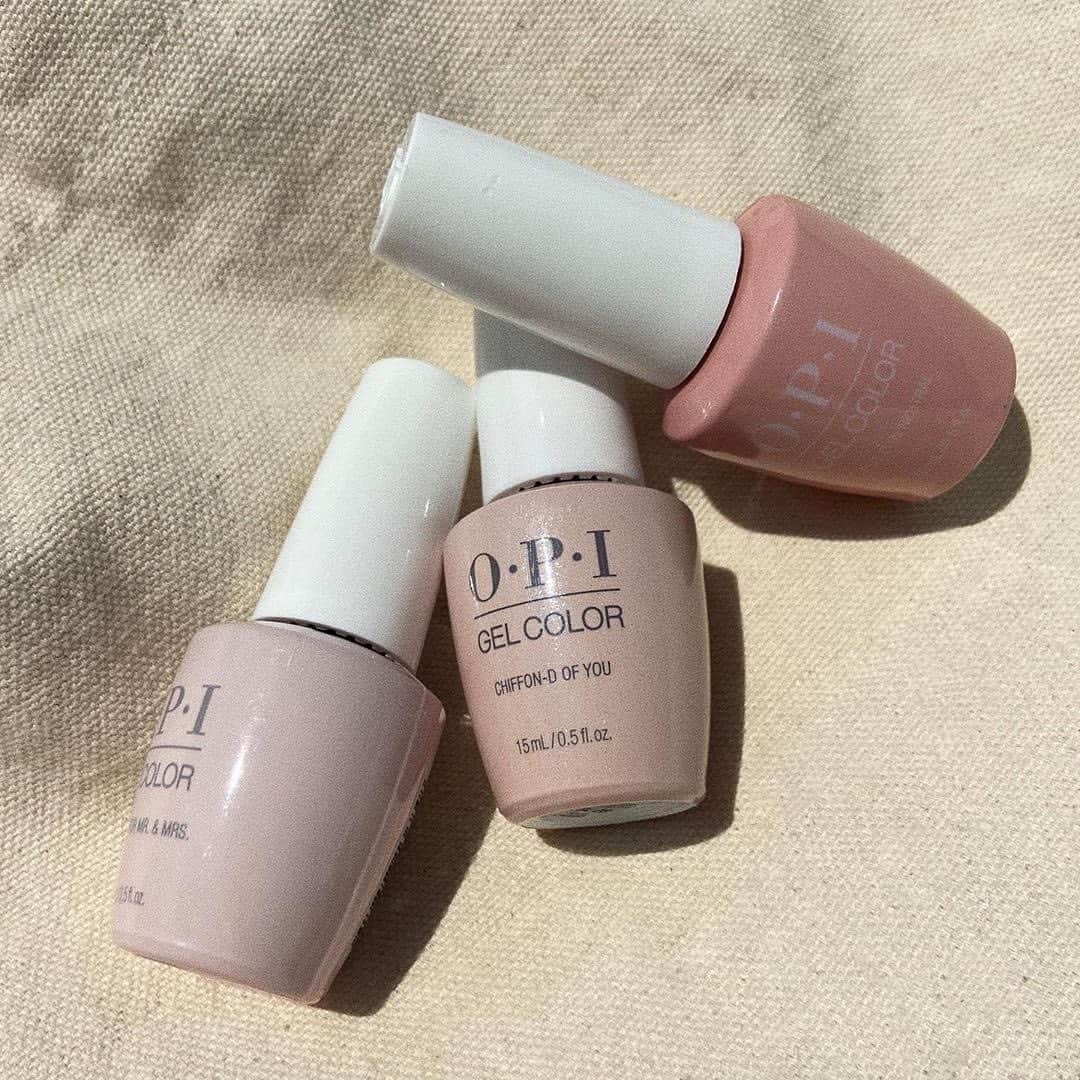 OPIさんのインスタグラム写真 - (OPIInstagram)「Comment below if you love a good OPI nude 💅@by_karinely  Shades: #MimosasForMrAndMrs #ChiffondofYou   #OPIObsessed #ColorIsTheAnswer #NOTD #NailSwag #NailsOfInstagram #NailsOnFleek #NailPolish #Nails #OPI」8月21日 3時57分 - opi