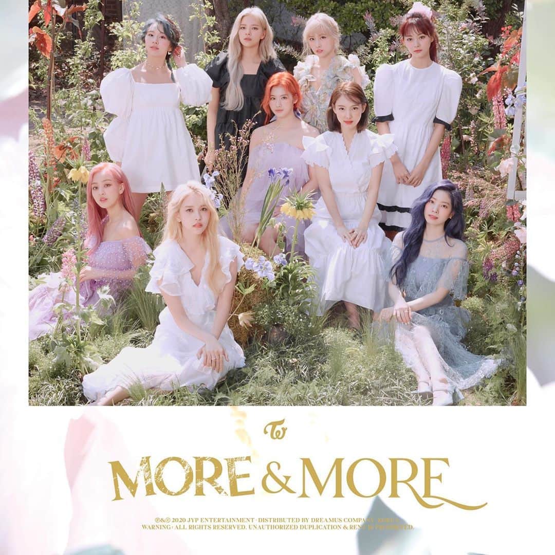 のインスタグラム：「TWICE Digital Single 『MORE & MORE (English Ver.)』の日本配信がスタート！各配信サイトをぜひチェックしてみてください♪  https://twicejapan.lnk.to/MOREandMORE_En  #TWICE #MOREandMOREenglishver」