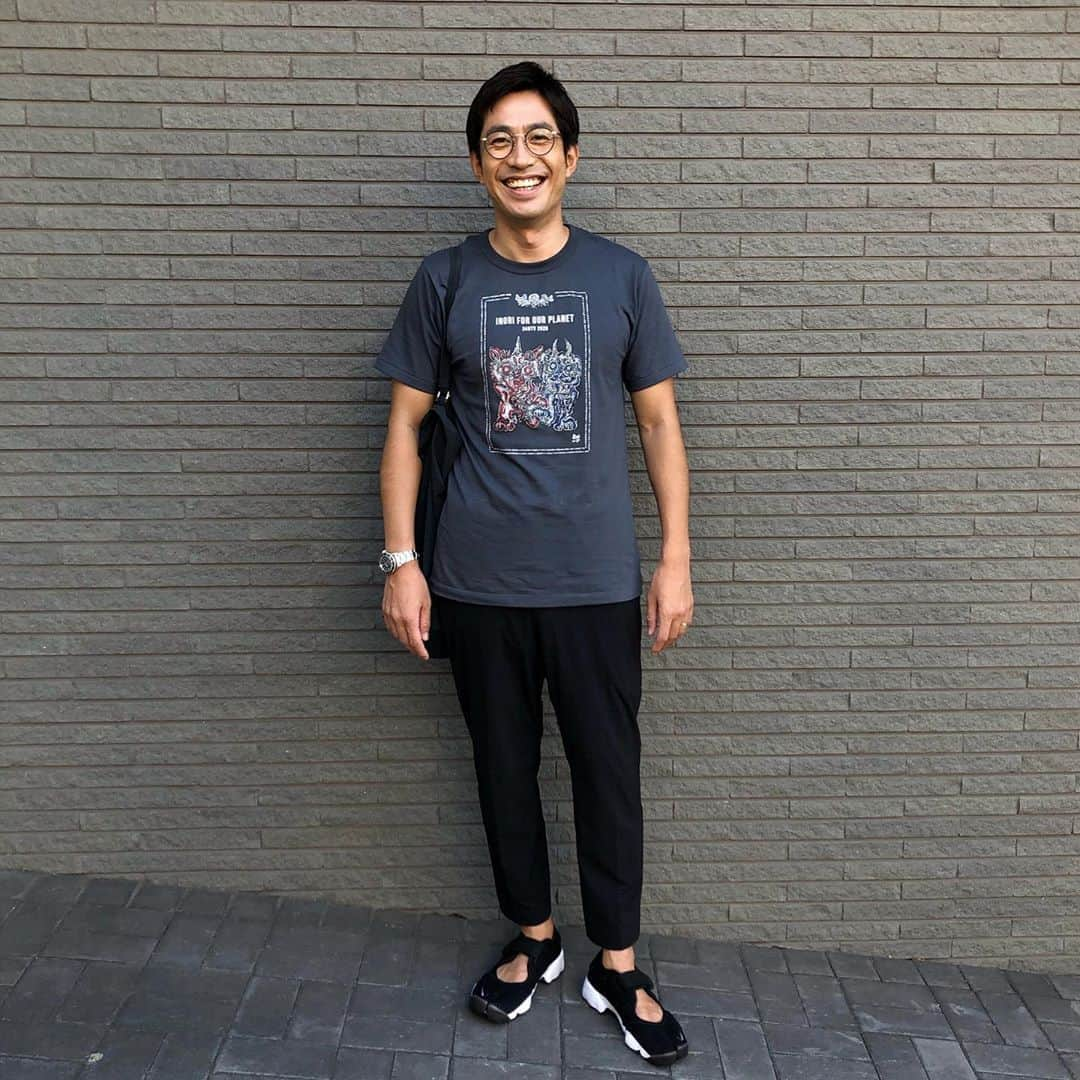 田中毅さんのインスタグラム写真 - (田中毅Instagram)「. 今年もTシャツで出勤する季節がやってきました。  #24時間テレビ43  #24時間テレビ  #チャリtシャツ  #グレーは新色 #tシャツ出勤」8月21日 14時17分 - tanaka_ta_ke_shi