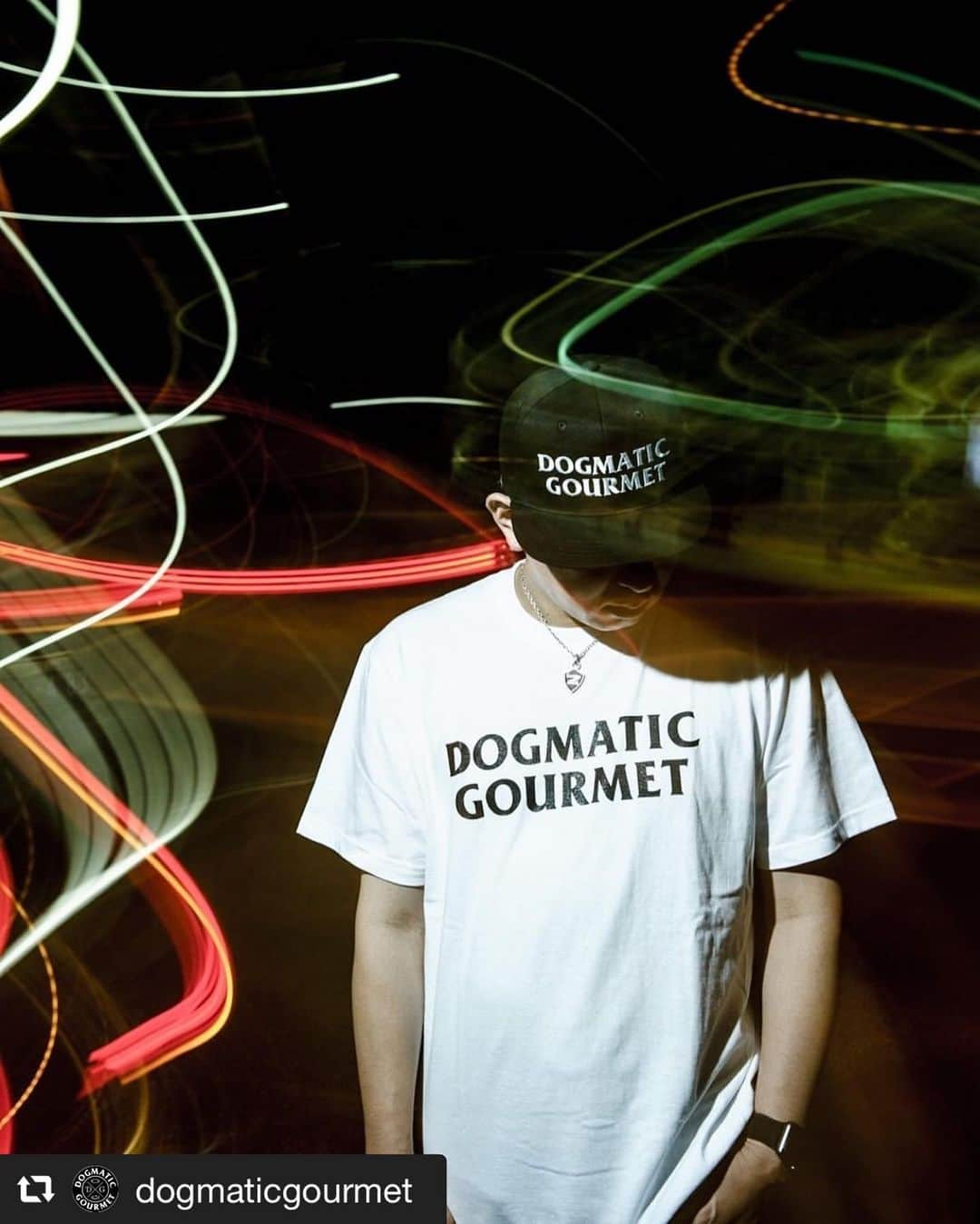 NAOKIさんのインスタグラム写真 - (NAOKIInstagram)「.  DOGMATIC GOURMET Tシャツ﻿ ﻿ ﻿ ﻿ ﻿ #repost @dogmaticgourmet via @PhotoAroundApp ﻿ .﻿ ﻿ DG LOGO T-shirt﻿ White﻿ ﻿ 2020/08/24 ﻿ 17:00〜受付開始﻿ ﻿ 詳細はプロフィール欄のURLから﻿ ﻿ #DOGMATICGOURMET #ドグマティックグルメ」8月21日 14時17分 - naoki_10feet