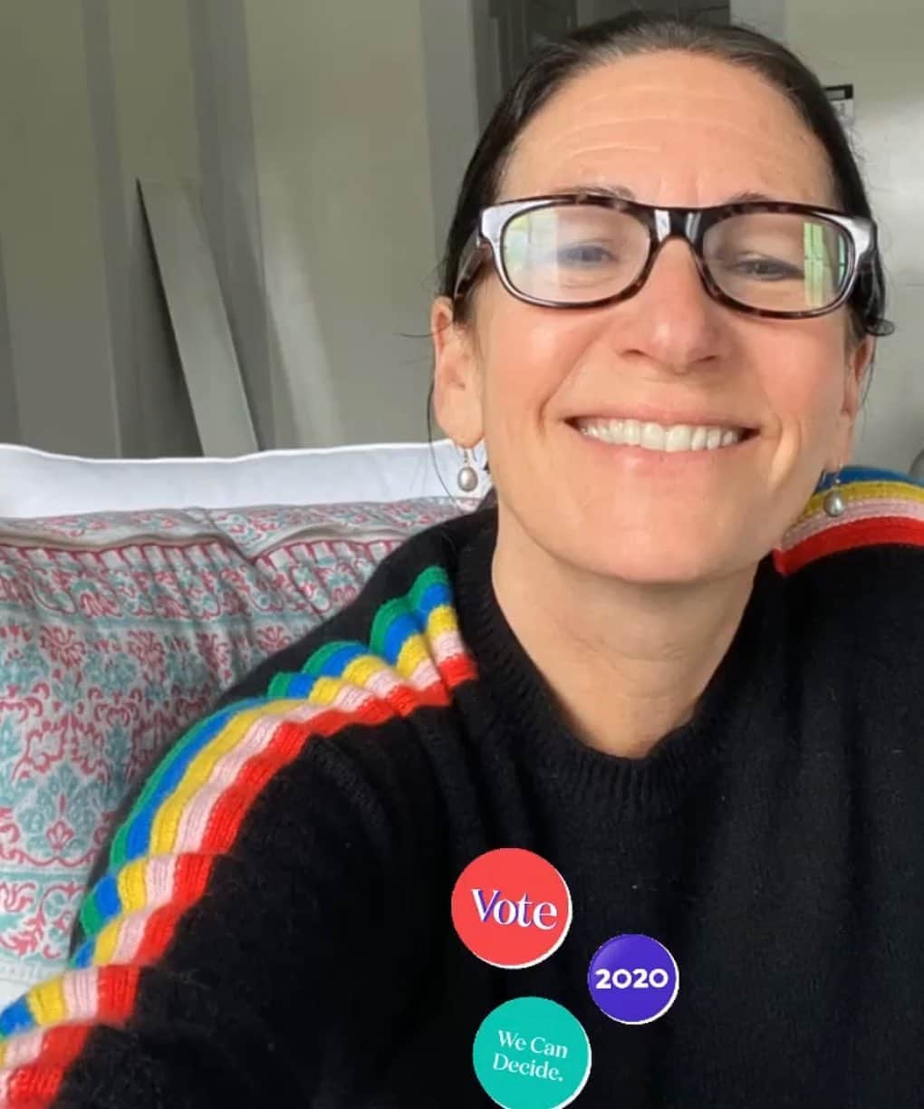ボビー・ブラウンのインスタグラム：「I pledge to vote and challenge everyone to join me, no matter how, where or when we do it. Make your voice heard. Get all the info you need by heading to skimm2020.com. @theskimm #WeCanDecide #VOTE.」