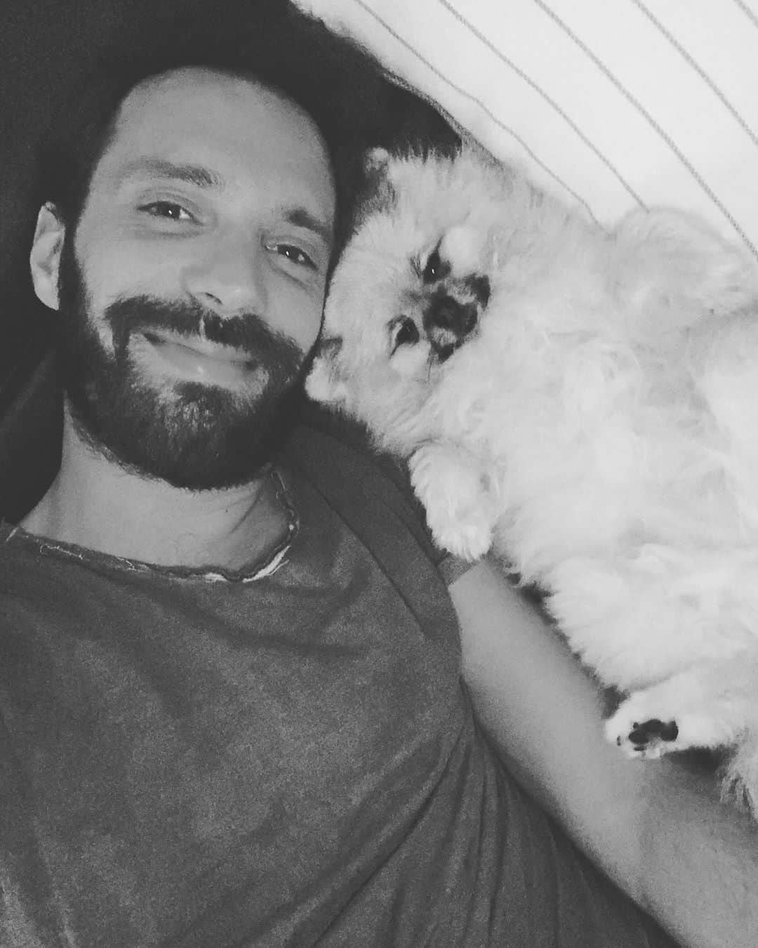 ジャン＝エリック・ベルニュのインスタグラム：「Fluffy lover ❤️」