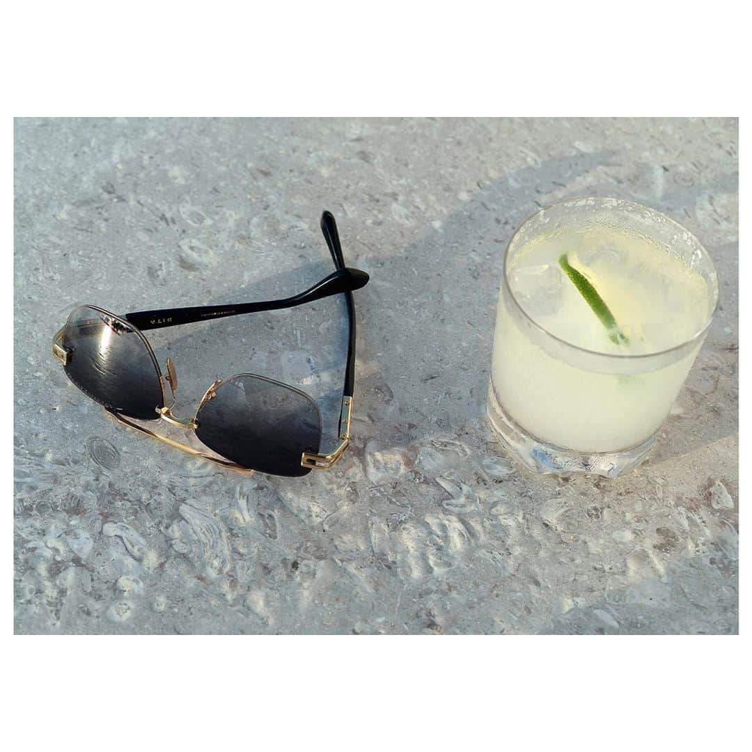 ディタのインスタグラム：「There is nothing more luxurious than the Grand-Evo’s minimalistic floating lens and bifurcated titanium temples coupled with a margarita on the rocks. #DITAeyewear #DITAPlaces #NobuLosCabos #DITAGrandEvo #CategoryofOne #DITAsunglasses」