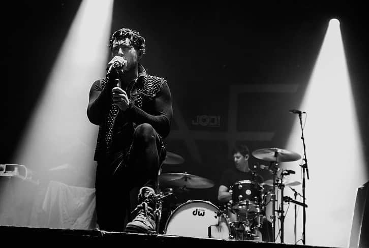 AFIのインスタグラム：「UK Tour, 2017. ﻿ ﻿📷: @jodiphotography」