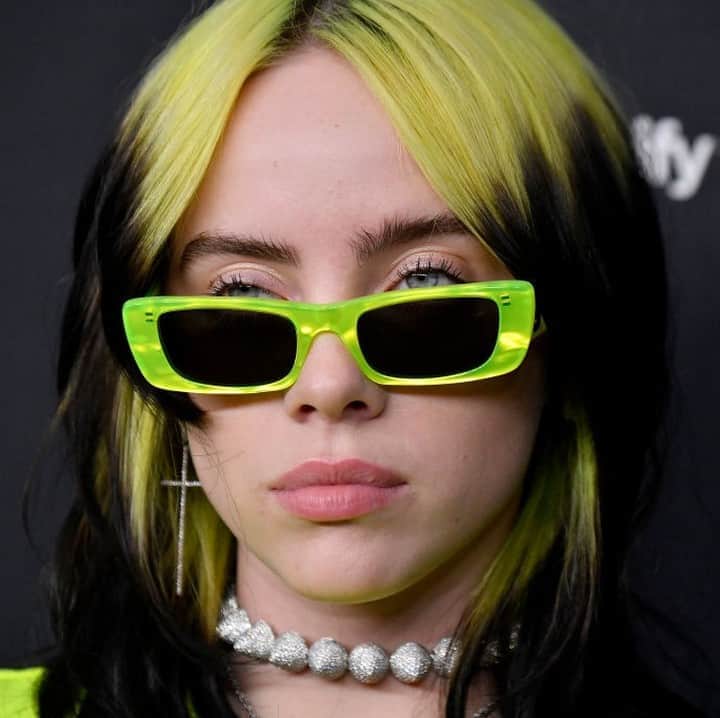 Nylon Magazineさんのインスタグラム写真 - (Nylon MagazineInstagram)「#BillieEilish performed her new song “my future” at the DNC last night –– but not before slamming Trump for “destroying our country and everything we care about” 👀 Link in bio for the video of her performance along with her full statement endorsing #JoeBiden for president [📷: Getty Images]」8月21日 7時43分 - nylonmag