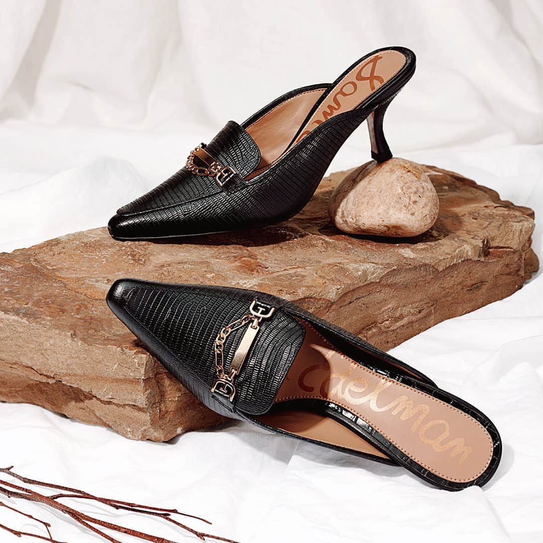 サムエデルマンのインスタグラム：「The TENETTA Kitten Heel Mule Now available at samedelman.com  #SamEdelman #FORCESOFNATURE #PreFall2020」